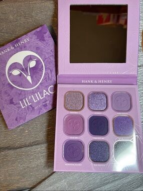 Hank & Henry Lil' Lilac Eyeshadow Palette - Lilac BRAND NEW